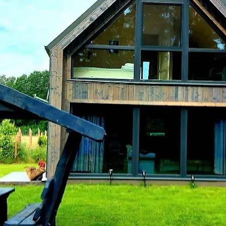 Holiday home Ferienhaus“ Blaues Wunder“ Am Wasser Mit Grill Nowe Warpno